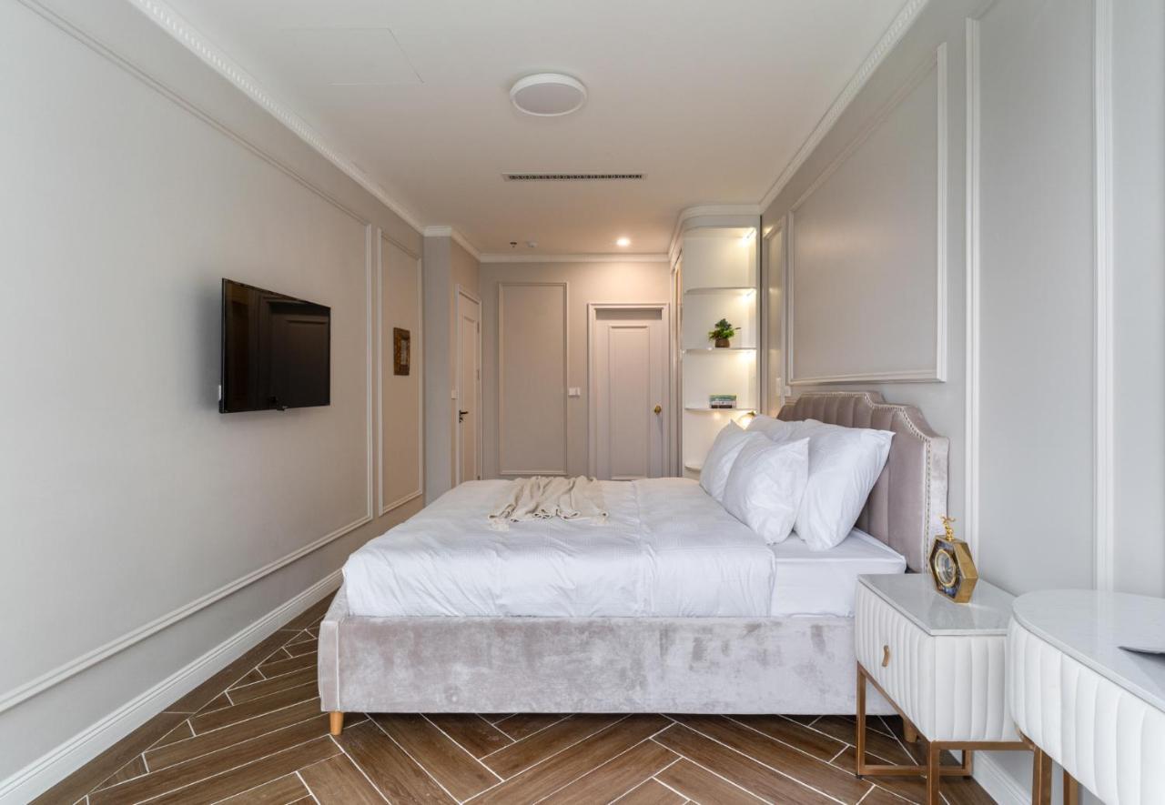 Luxe Paradise Suites Xuan Dieu Hanoi Exterior photo