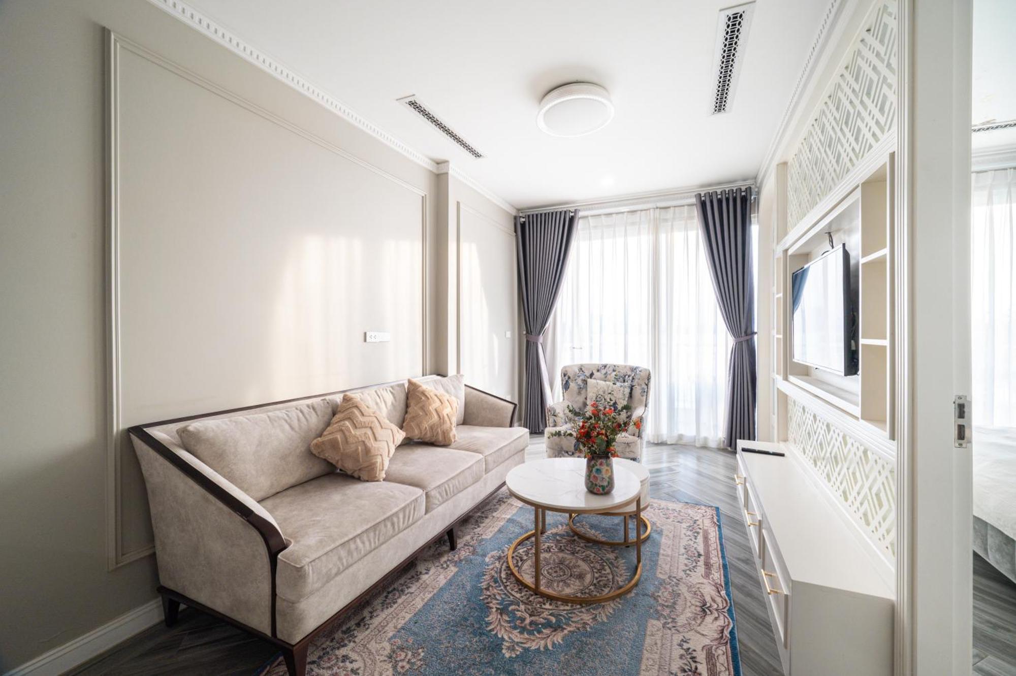 Luxe Paradise Suites Xuan Dieu Hanoi Exterior photo