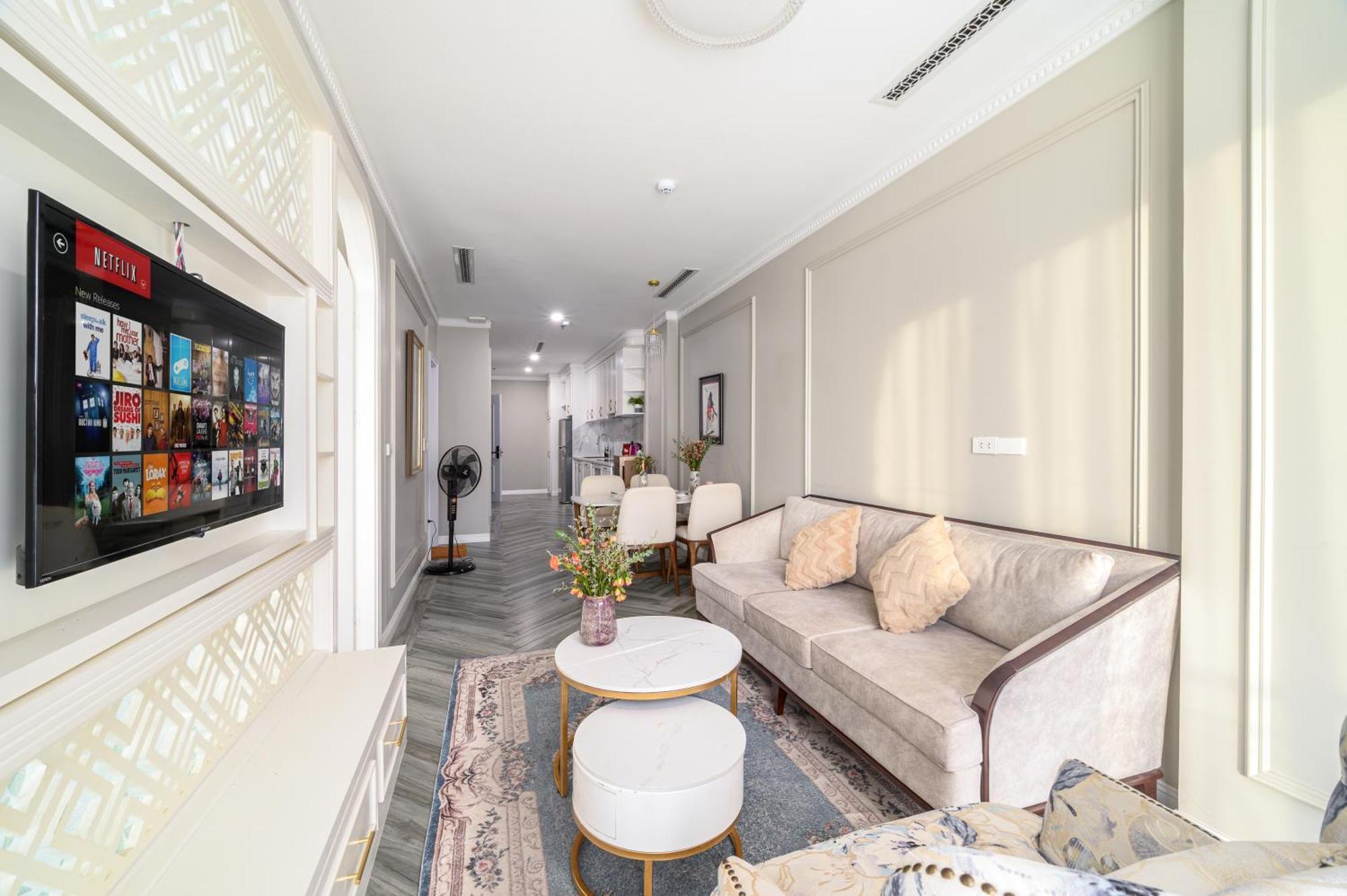 Luxe Paradise Suites Xuan Dieu Hanoi Exterior photo